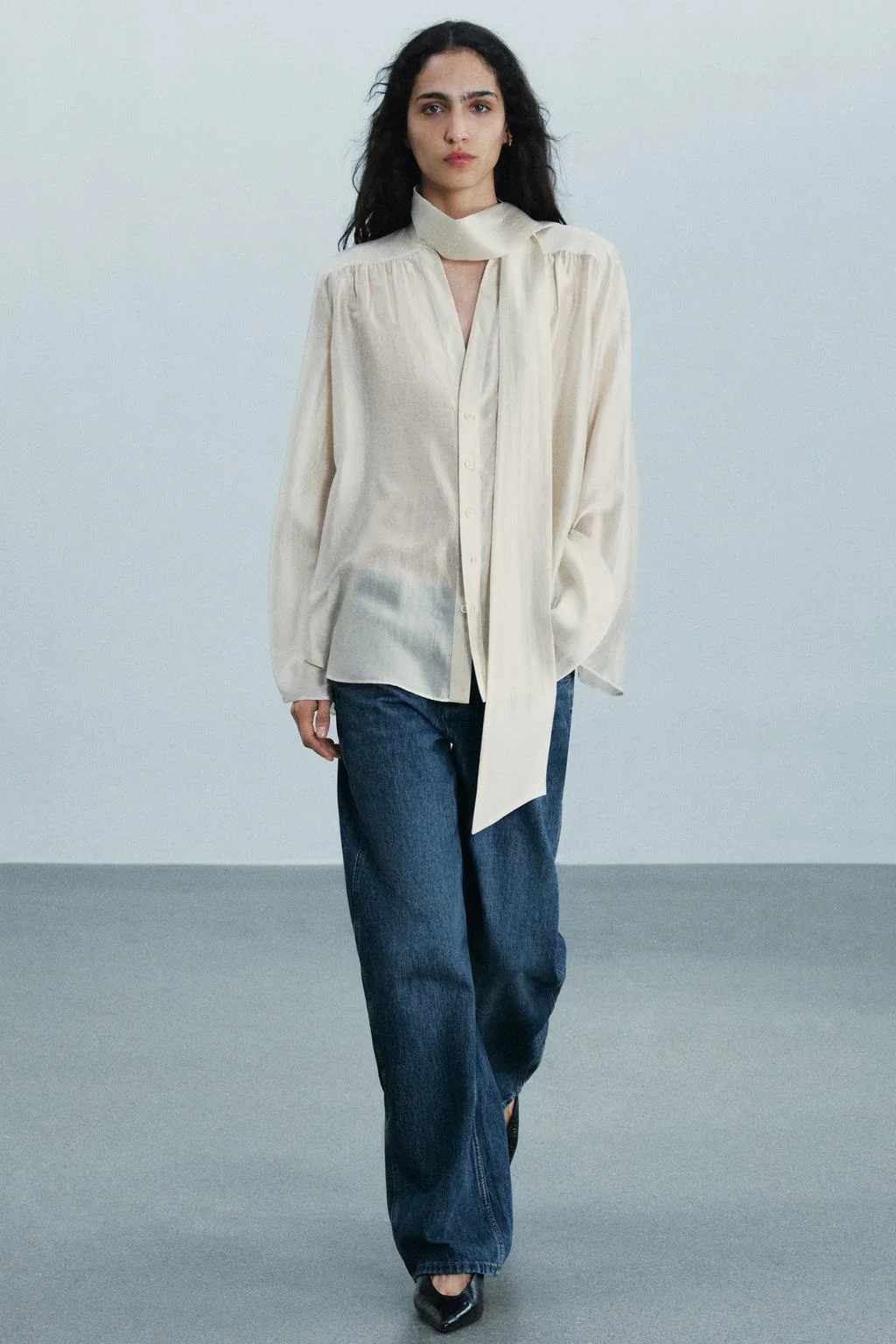 Блузка с жабо ZW Collection