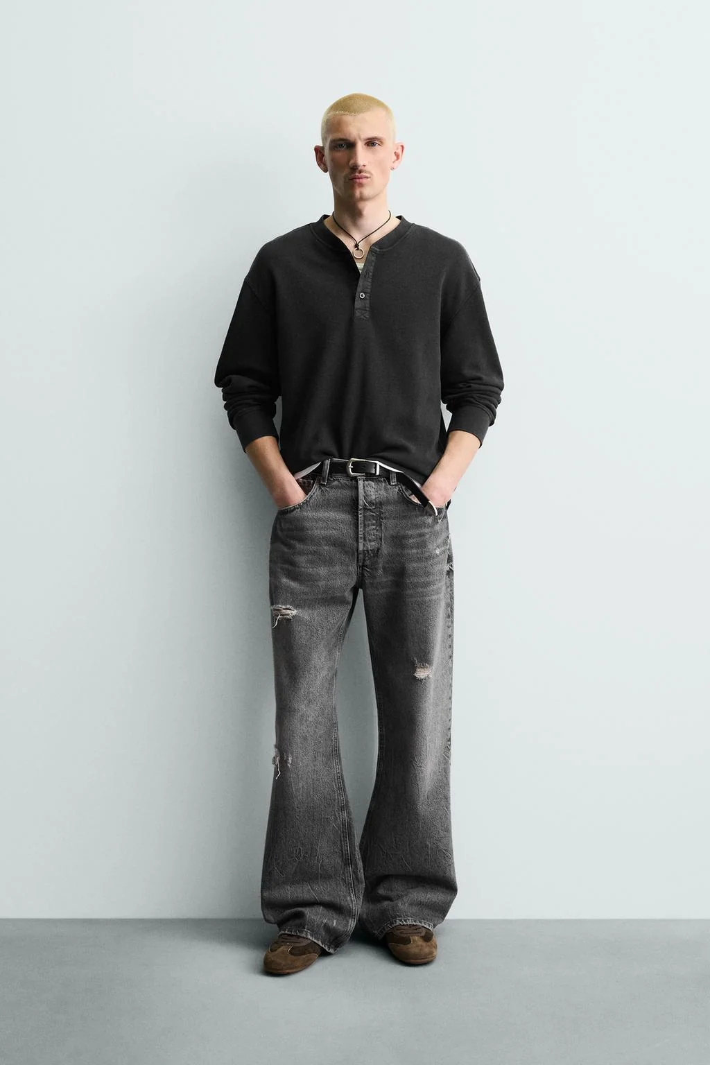 Футболка из вафельного трикотажа с воротником хенли — Хенли