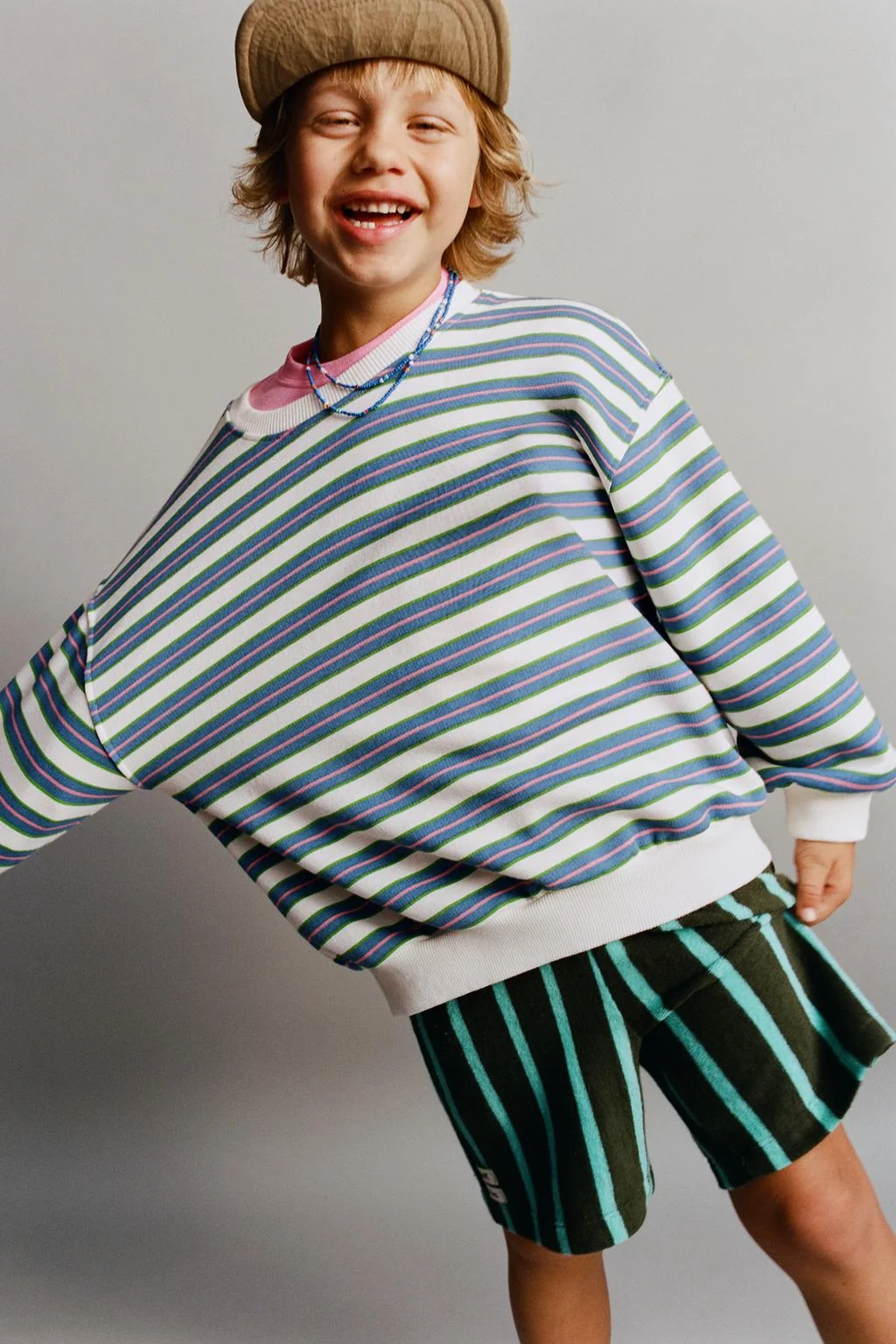 Свитшот с полосатым принтом — Свитшоты