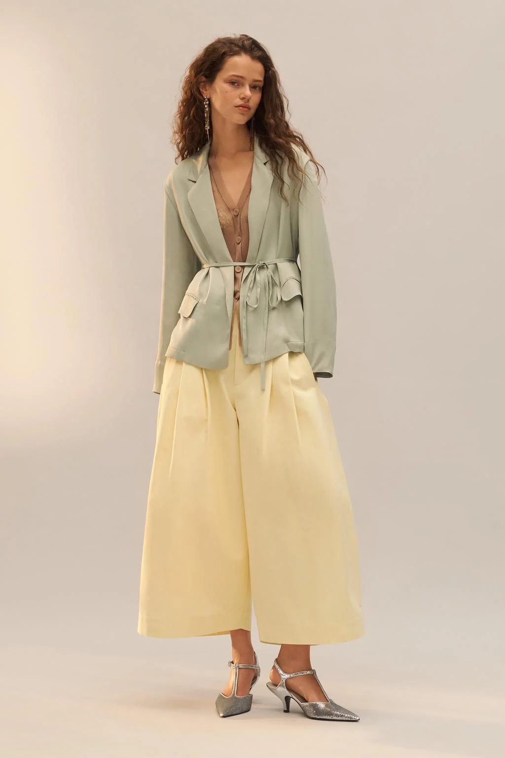 Ограниченная серия каблуки с пайетками — КОЛЛЕКЦИЯ ZARA STUDIO