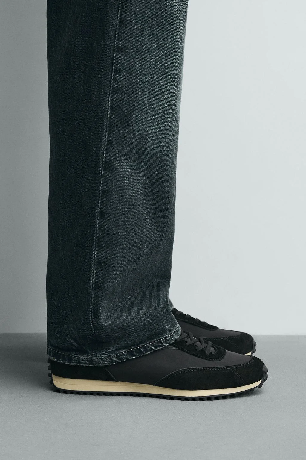 Кроссовки в ретро-стиле