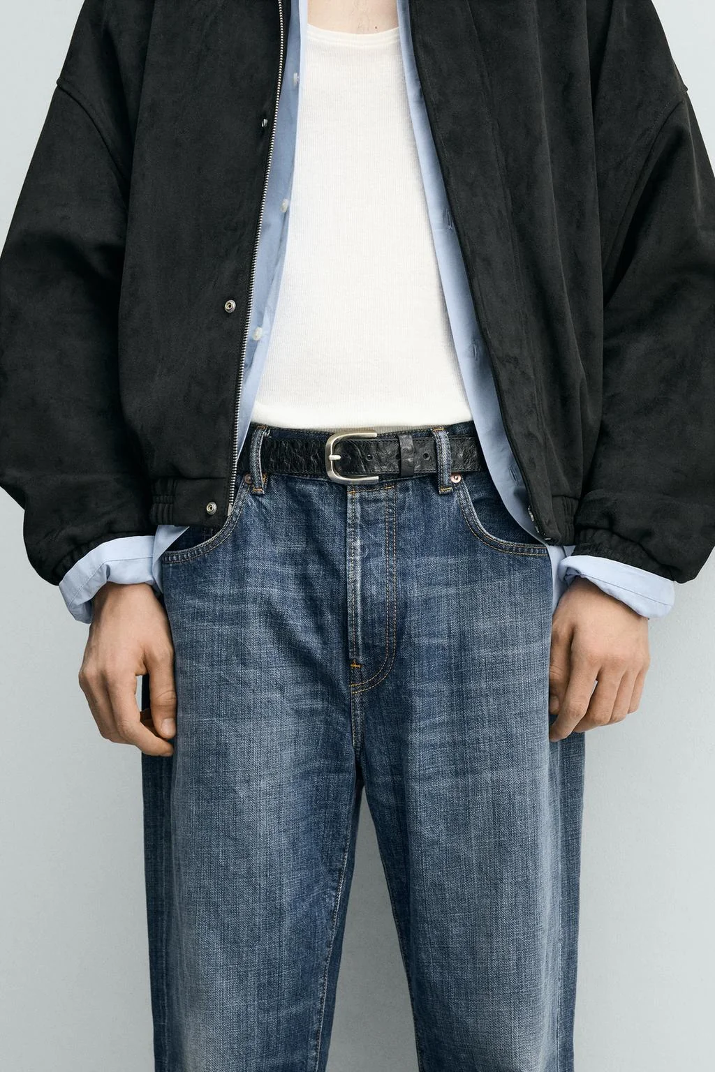 Ремень из кожи с тиснением