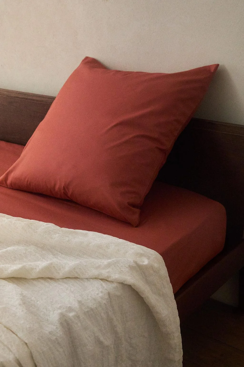 Простыня на резинке из перкаля | 30 см высота (500 нитей)