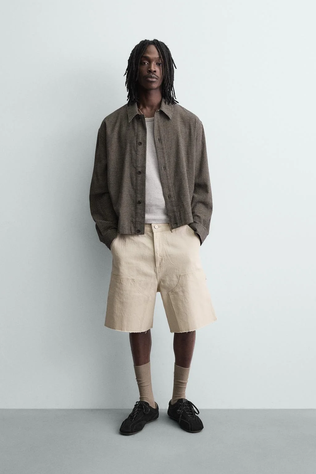 Шорты-бермуды карго с карманами