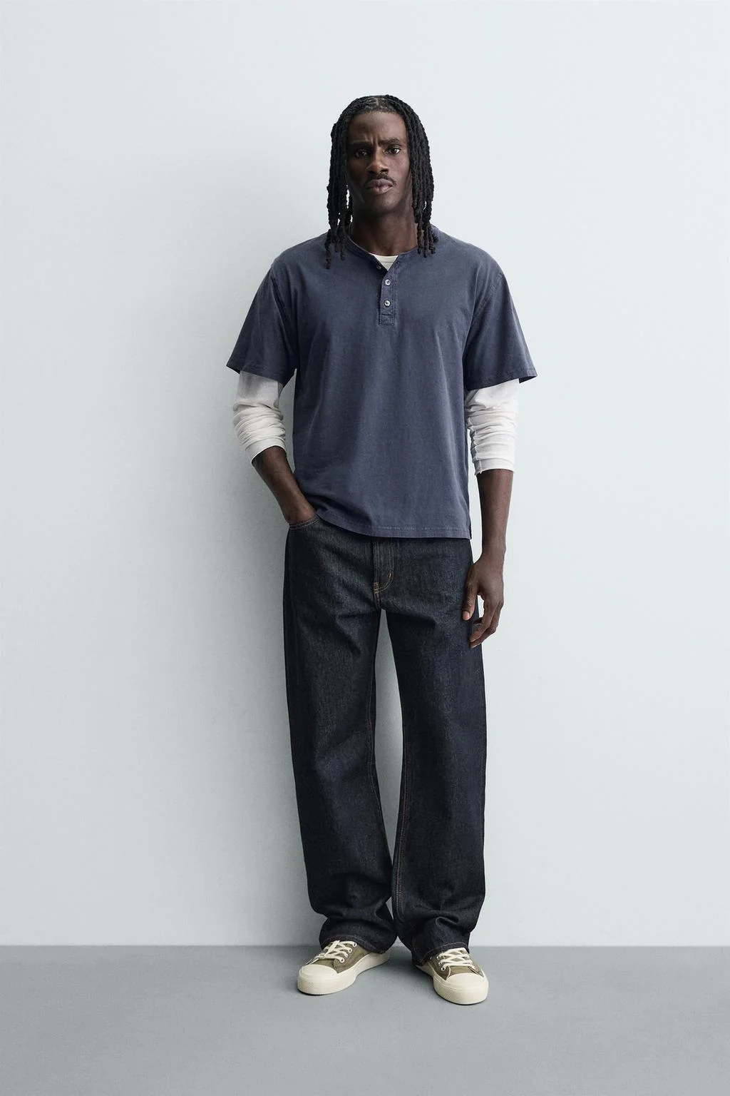 Футболка хенли с эффектом потёртости — Хенли