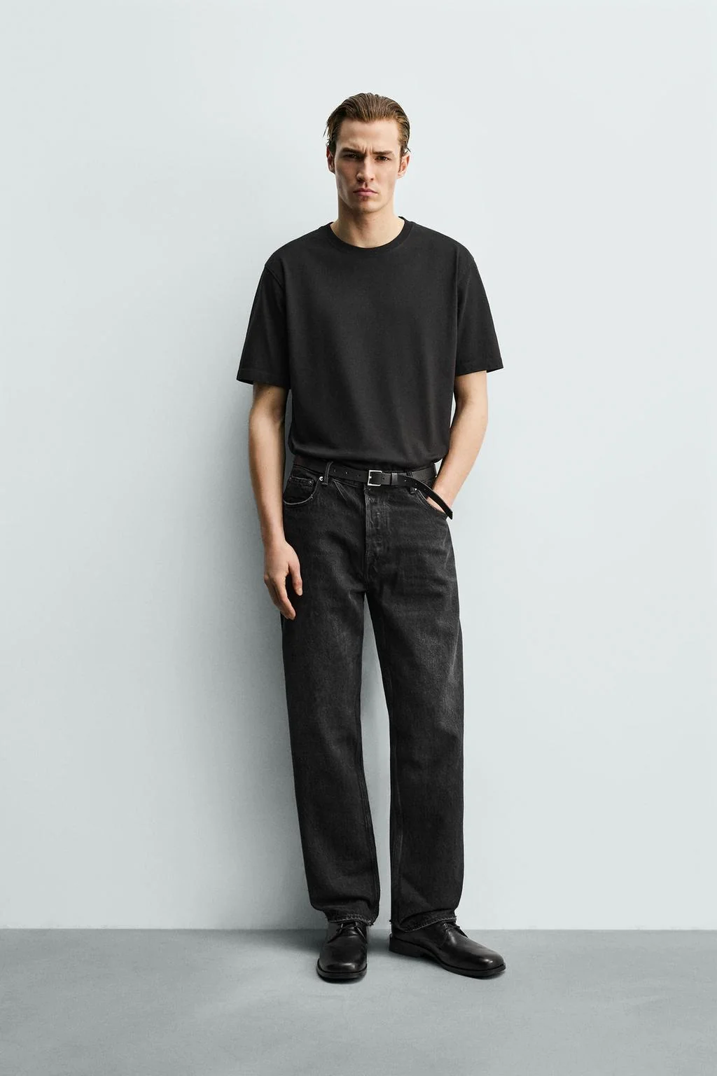 Джинсы прямого кроя