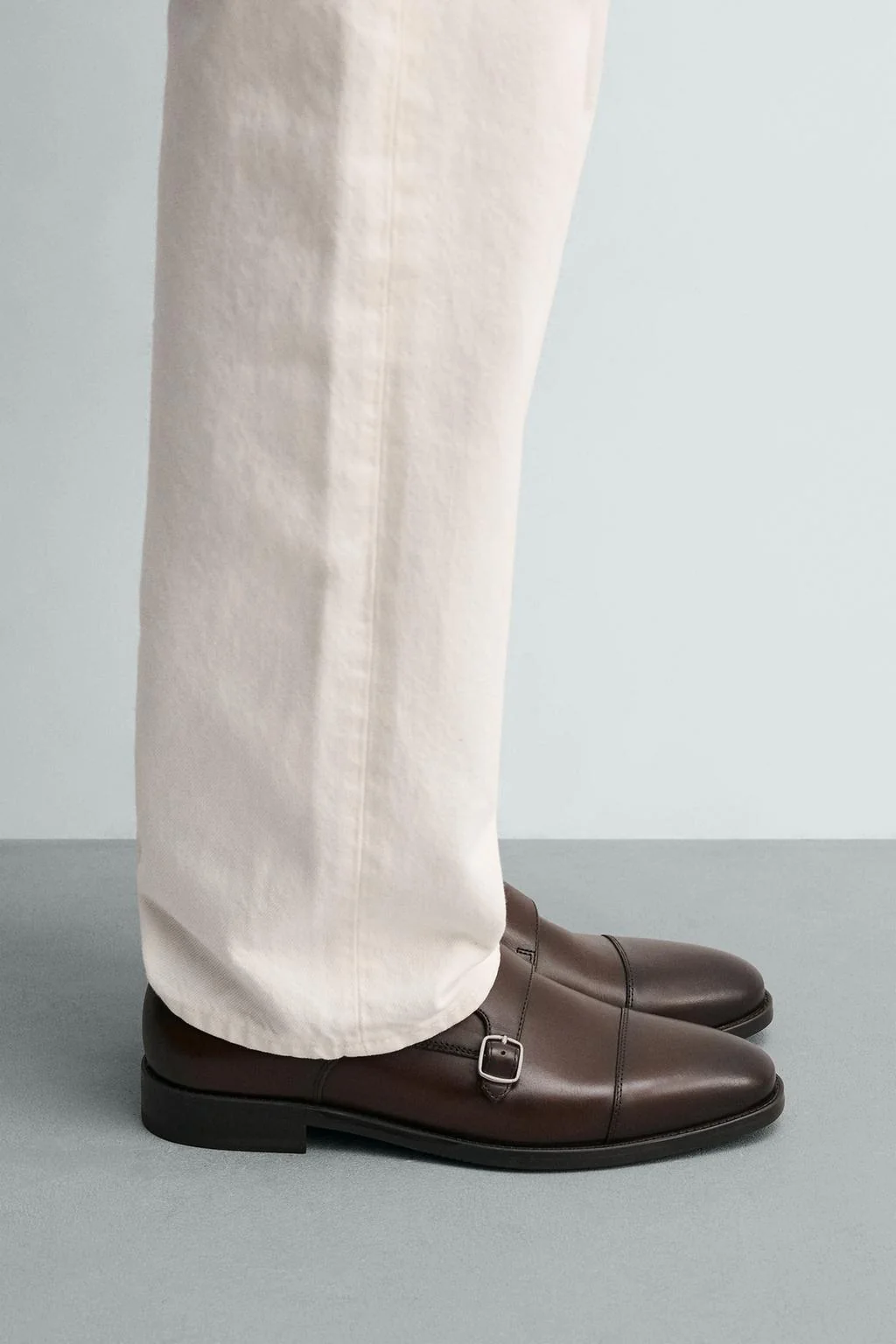 Кожаные туфли с двойной пряжкой