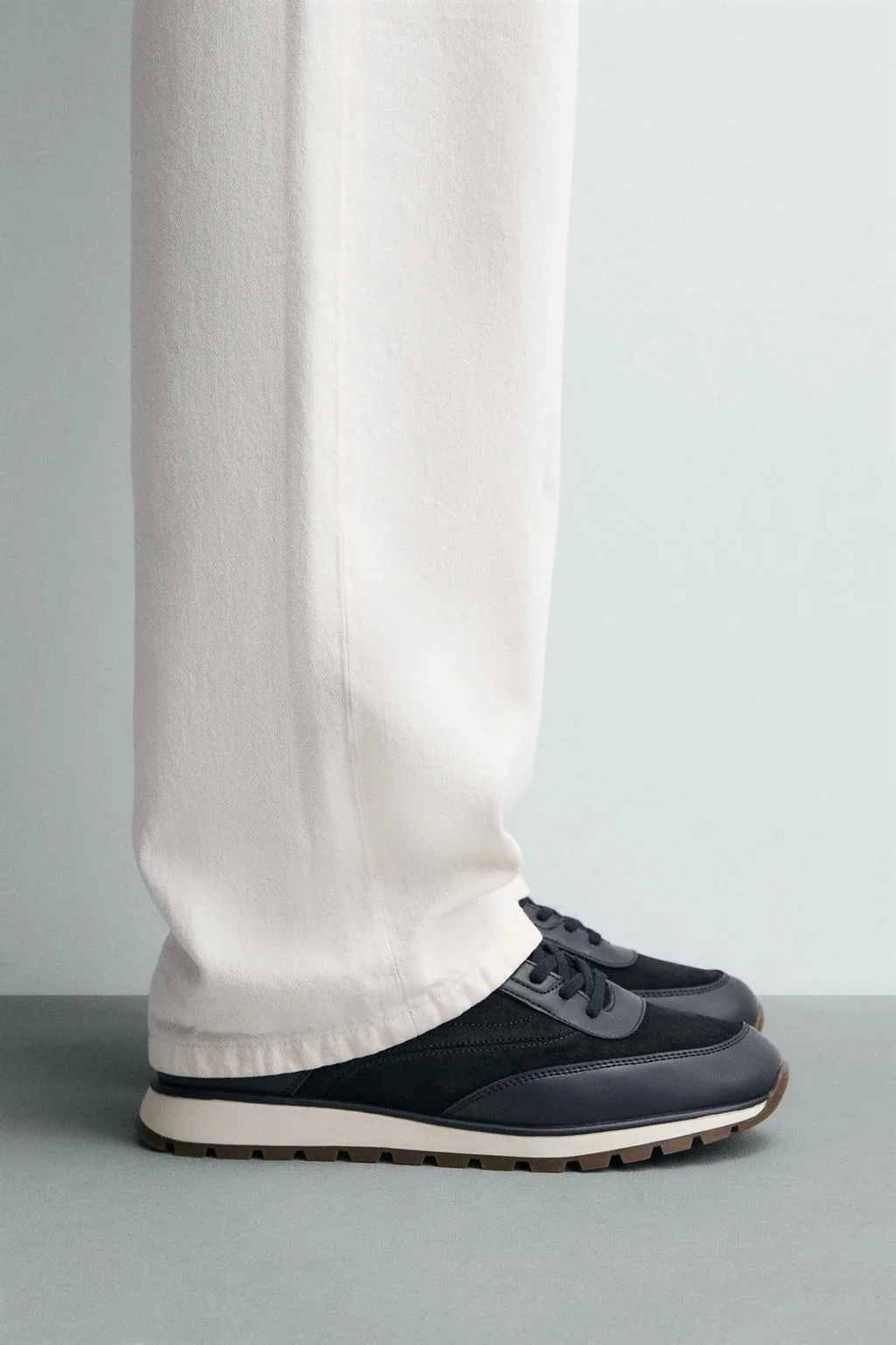 Кроссовки повседневные