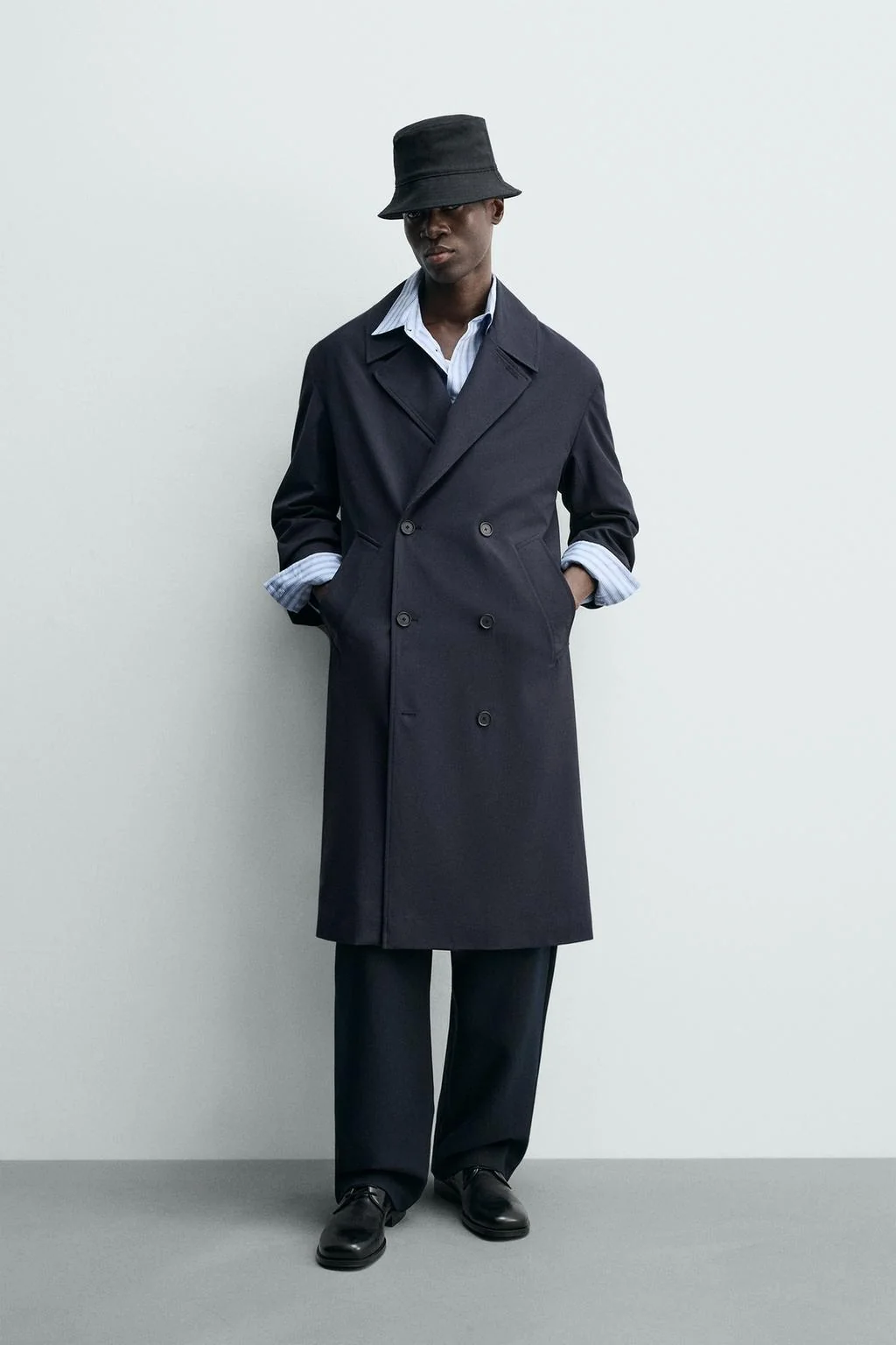 Тренч двубортный струящийся — Пальто