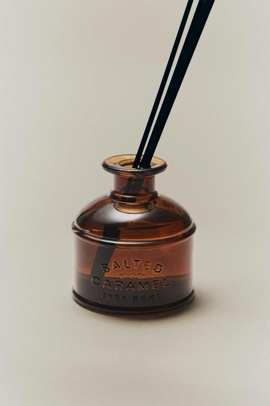 (4.06 fl oz) Диффузор с палочками «Salted Caramel»