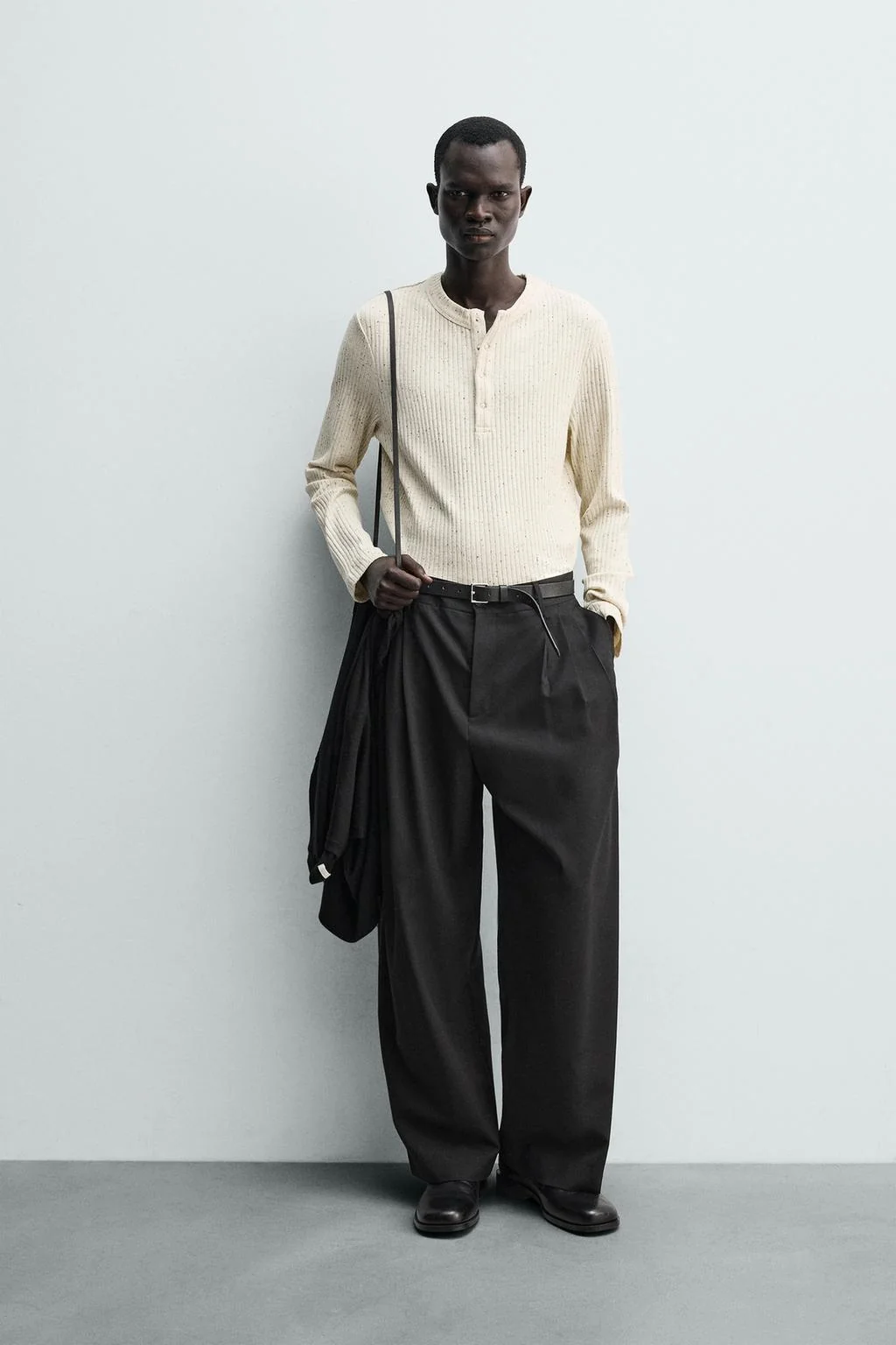 Футболка рубчатая с воротником хенли — Хенли