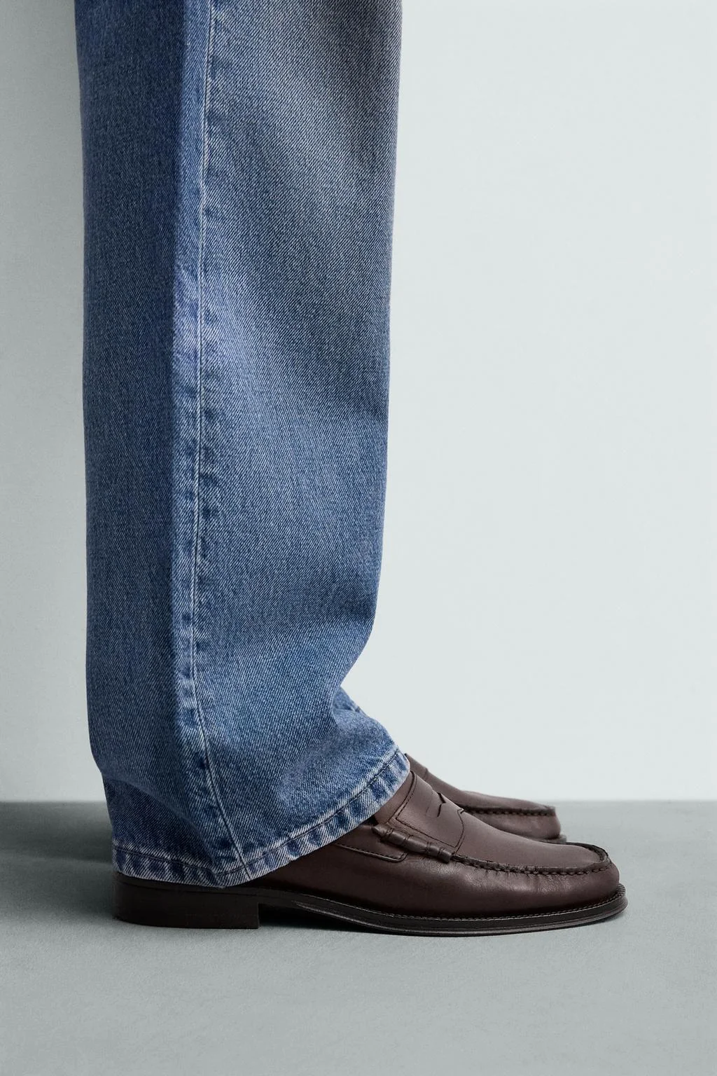 Лоферы кожаные — Обувь