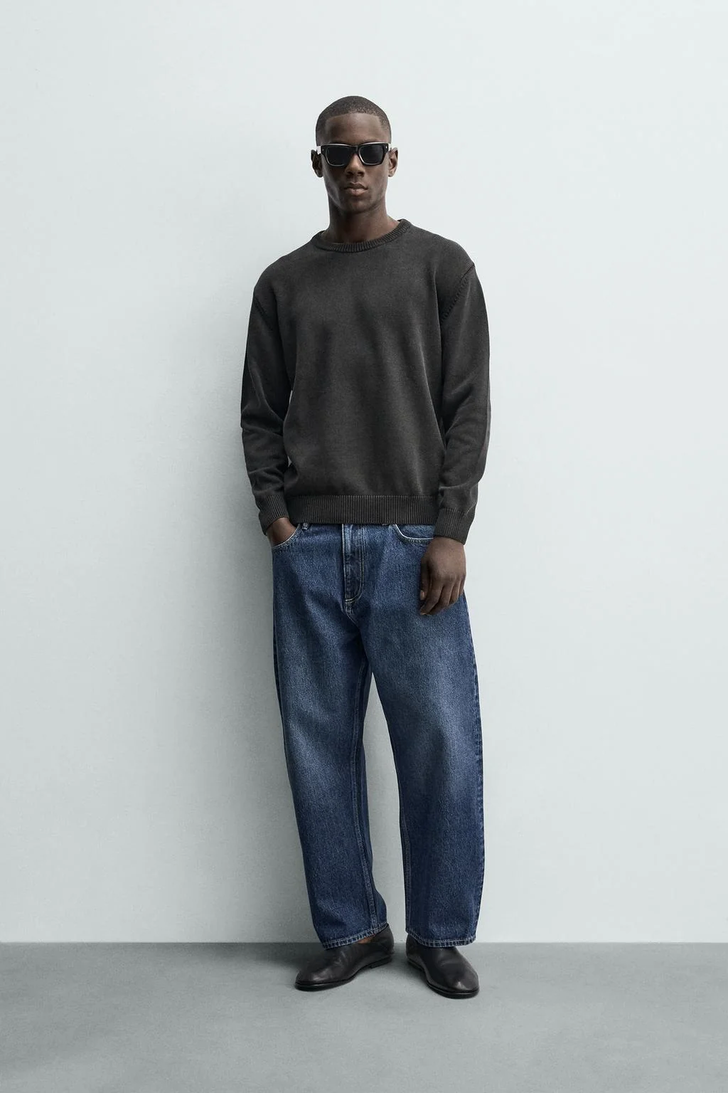 Джинсы с зауженными широкими штанинами — С широкой штаниной