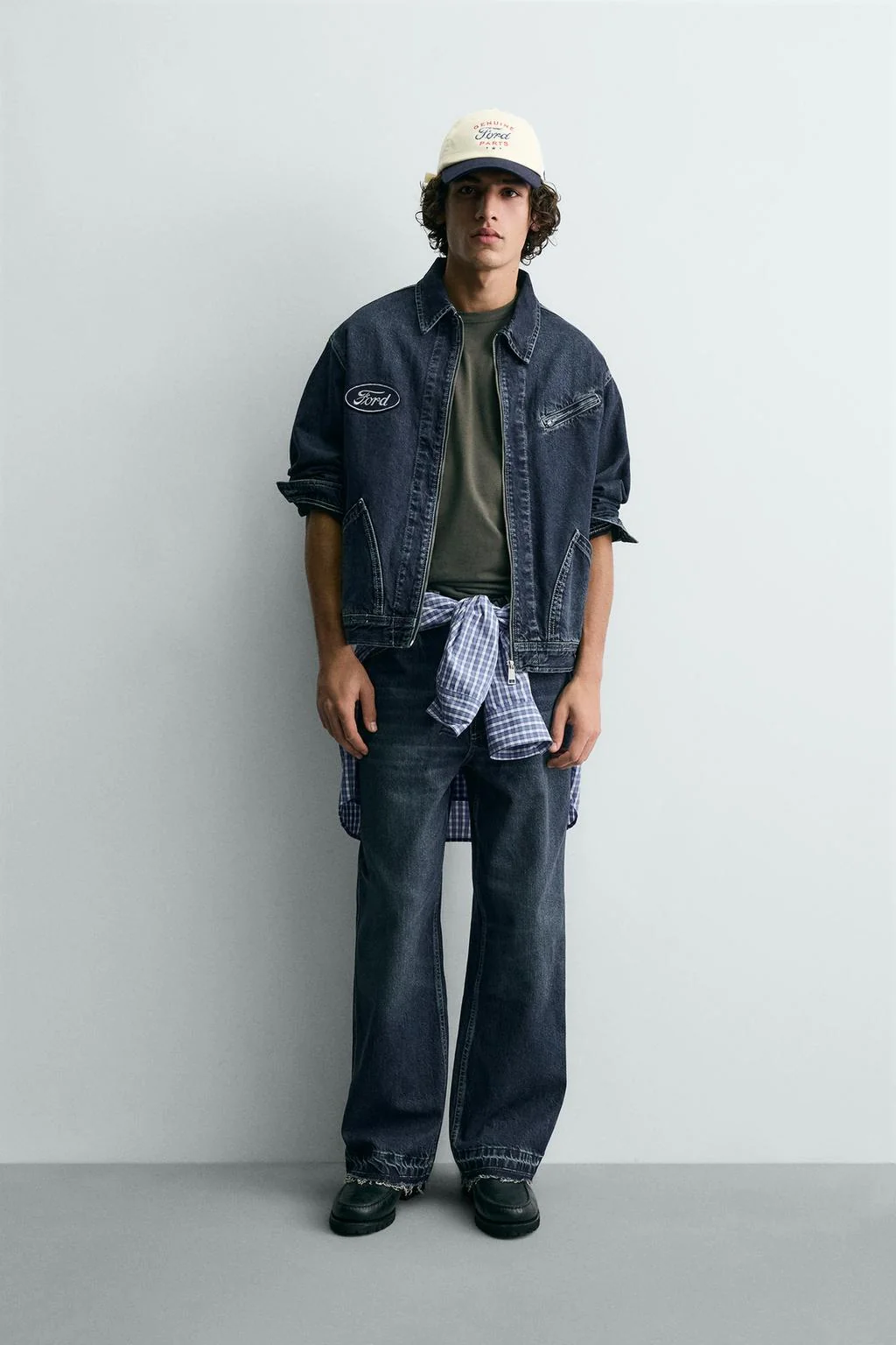 Джинсы свободного кроя с нашивкой Ford © — Форд