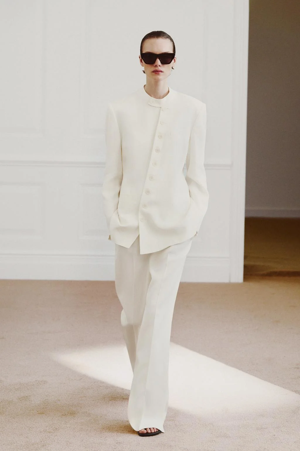 Двубортный пиджак с пуговицами из коллекции ZW