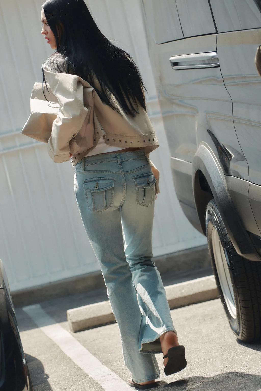 Куртка с эффектом стирки и нашивками — ТРЕНЧИ | КУРТКИ