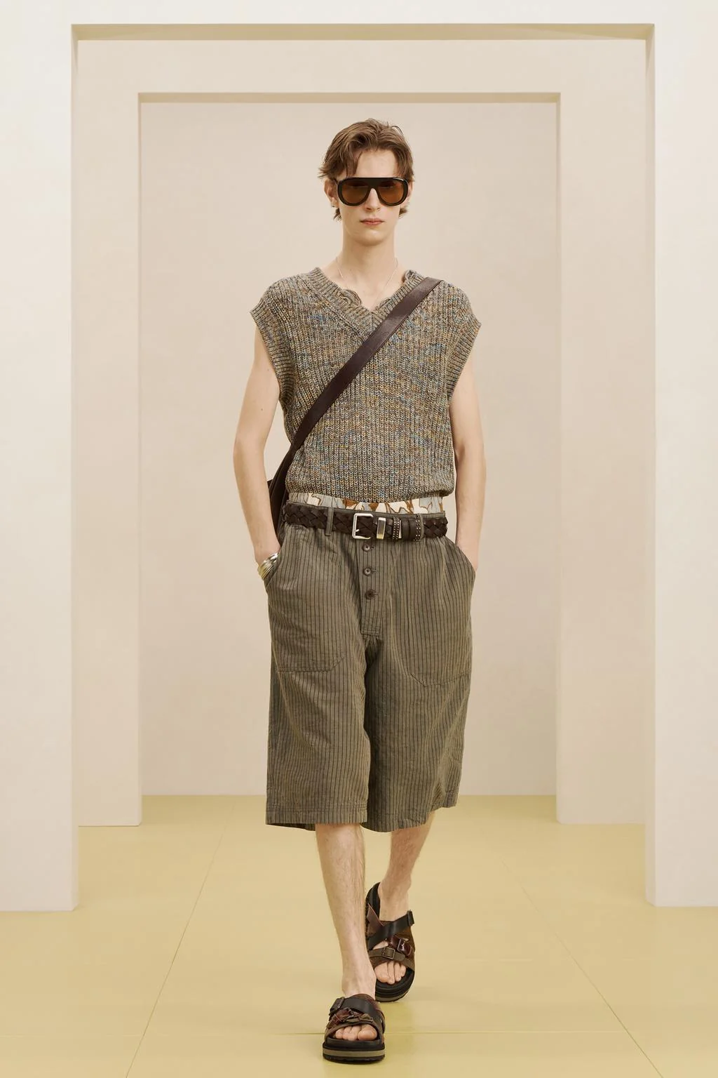 Вязаный жилет — Свитера | кардиганы