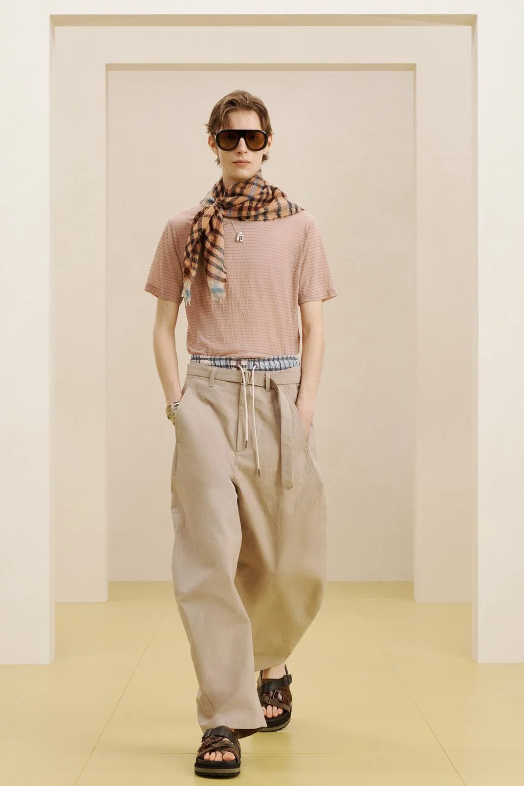 Футболка с полосками — Футболки