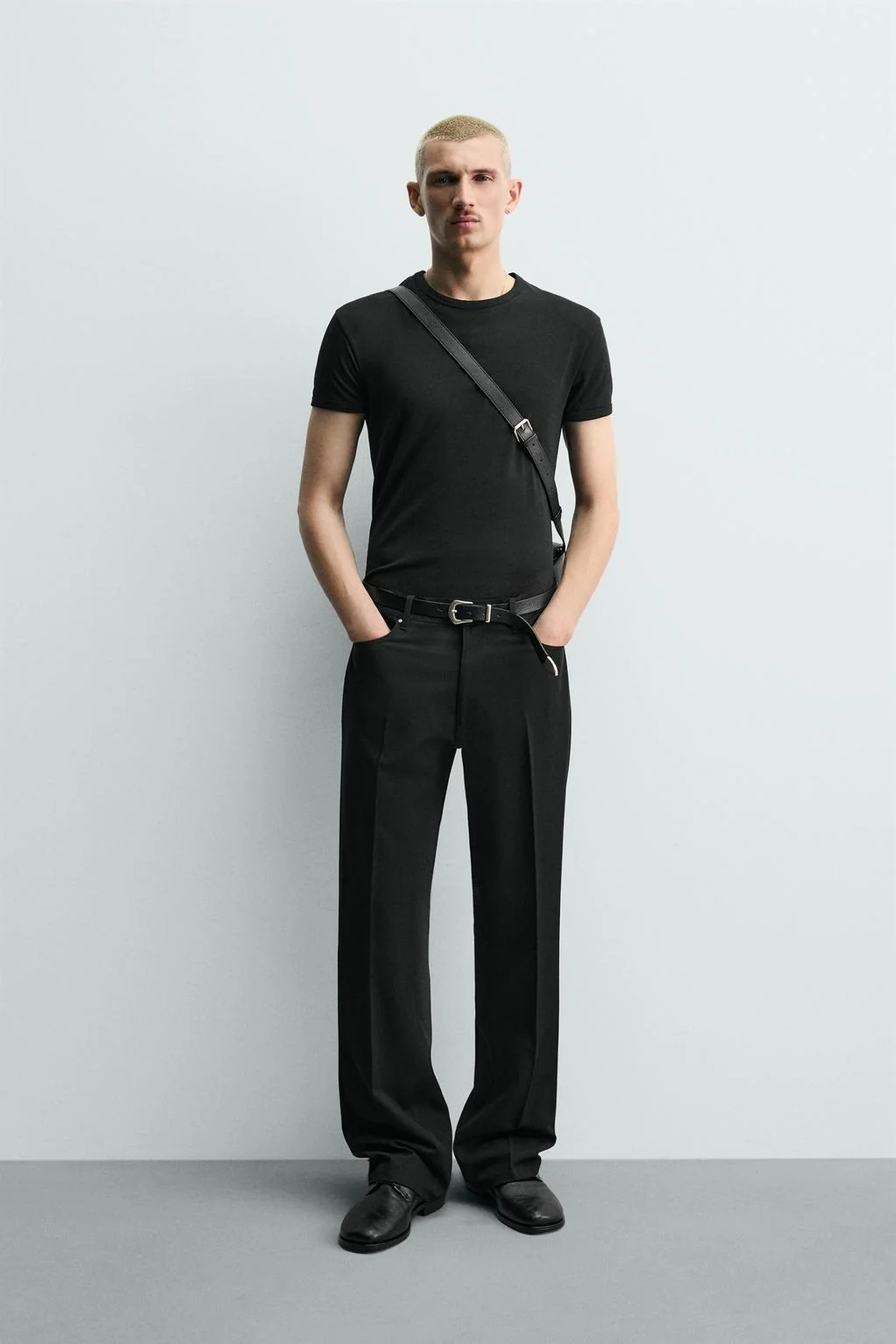 Брюки с текстурированным расклешенным кроем