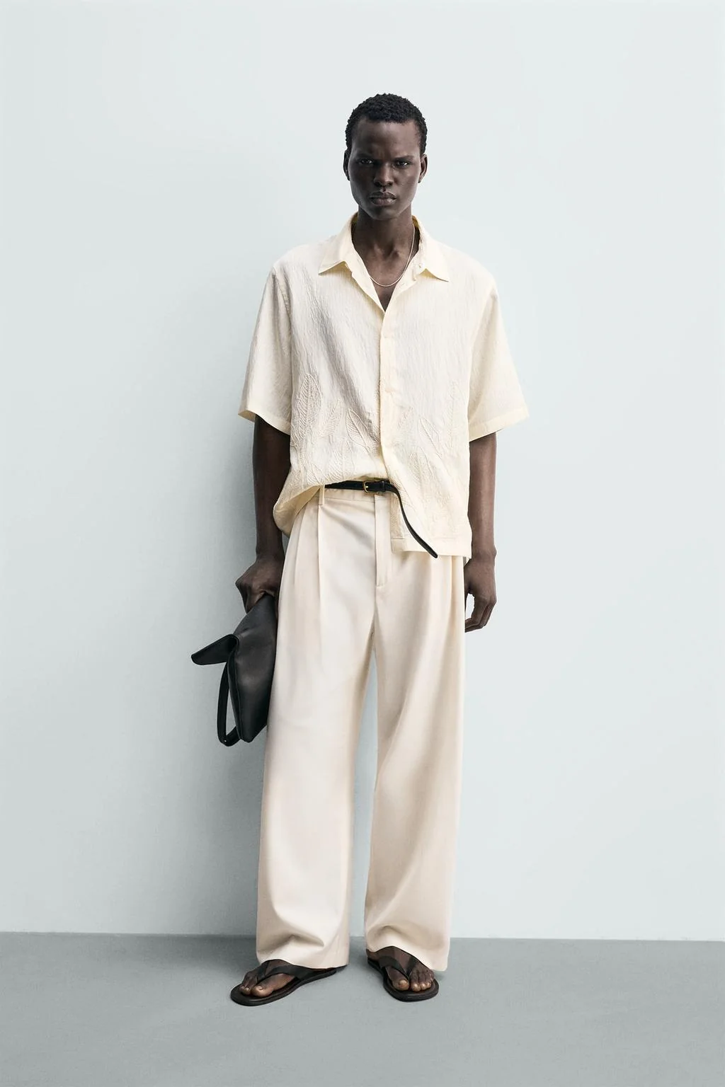 Рубашка с вышитым цветочным узором — Мужское