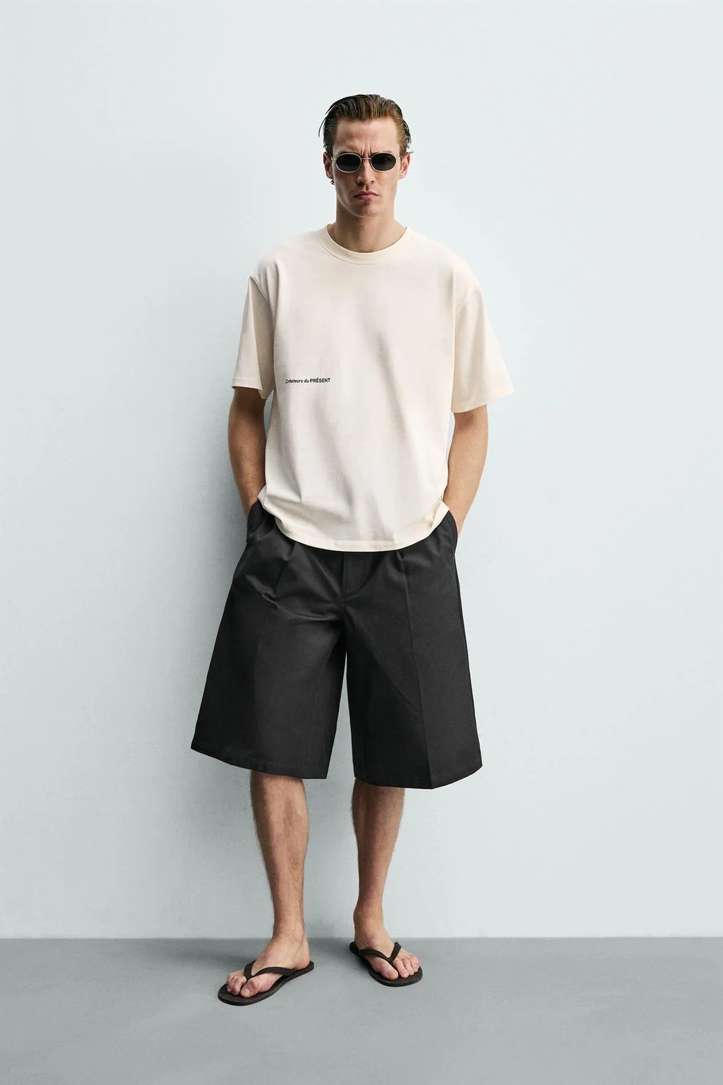 Футболка с лозунгом и нашивкой — Мужское