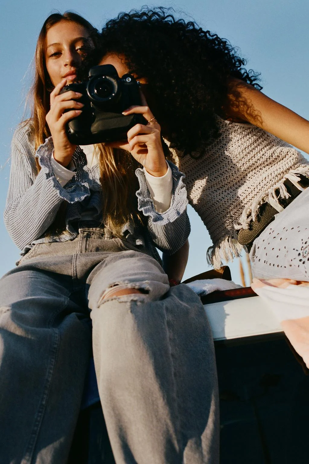 Кардиган с оборкой