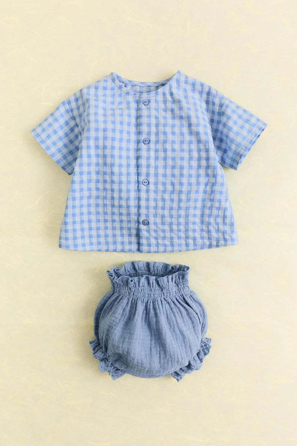 Трусы с однотонной текстурой