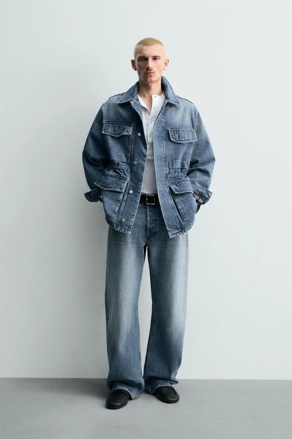 Джинсы бочонок — Пышный