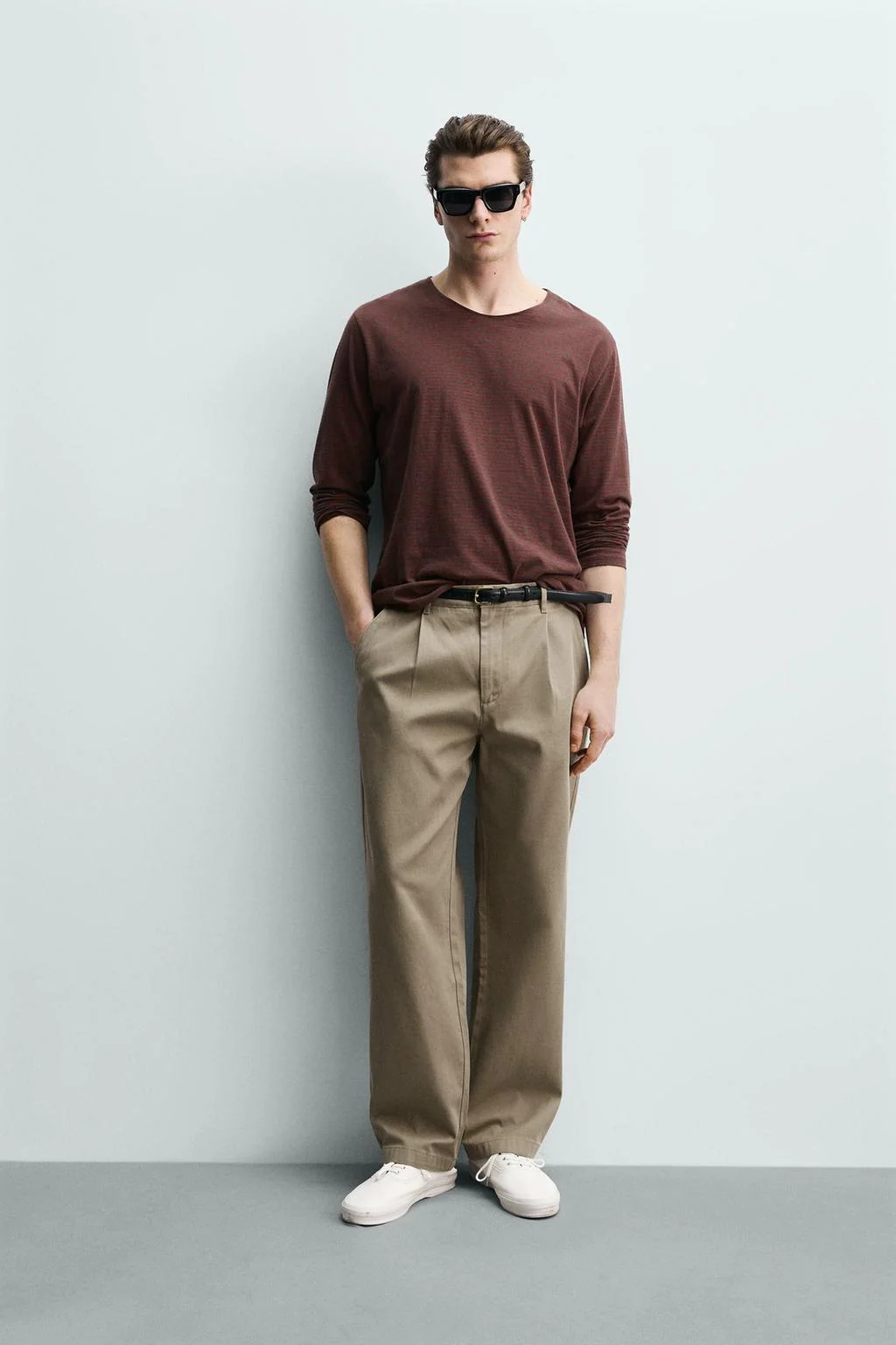 Чино-брюки свободного кроя со складками — Чиносы