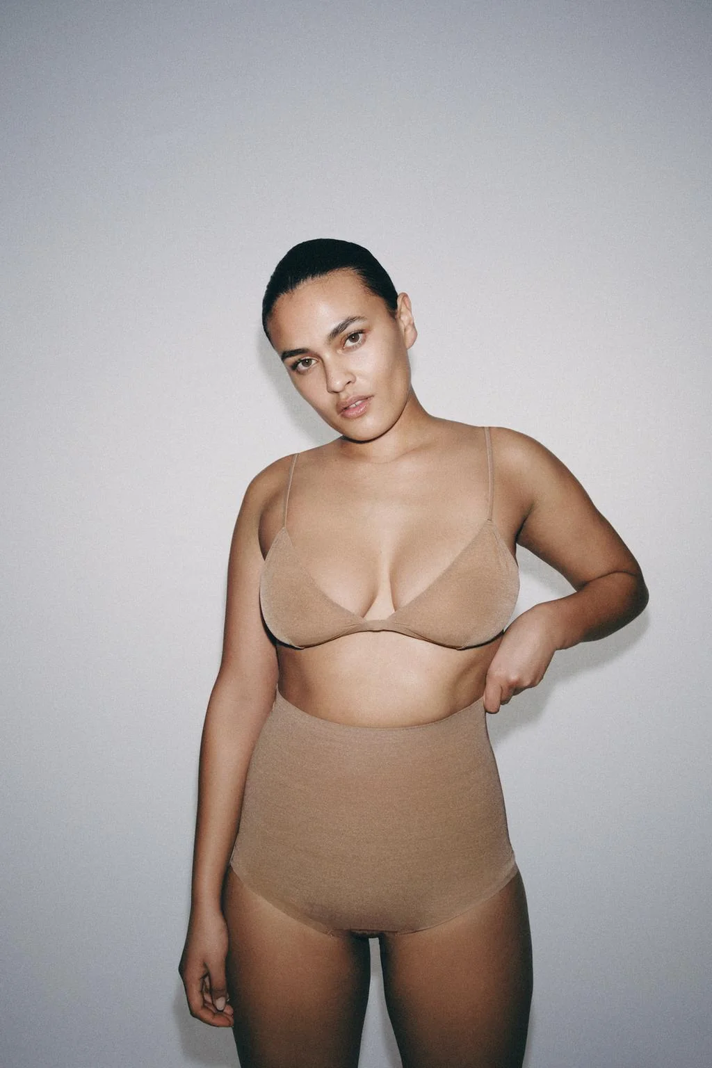 Треугольный бра из полиамида — Формирующее белье