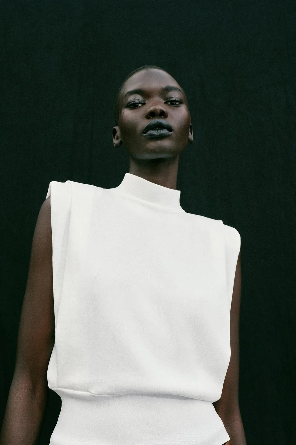 Топ с открытыми спиной из трикотажа