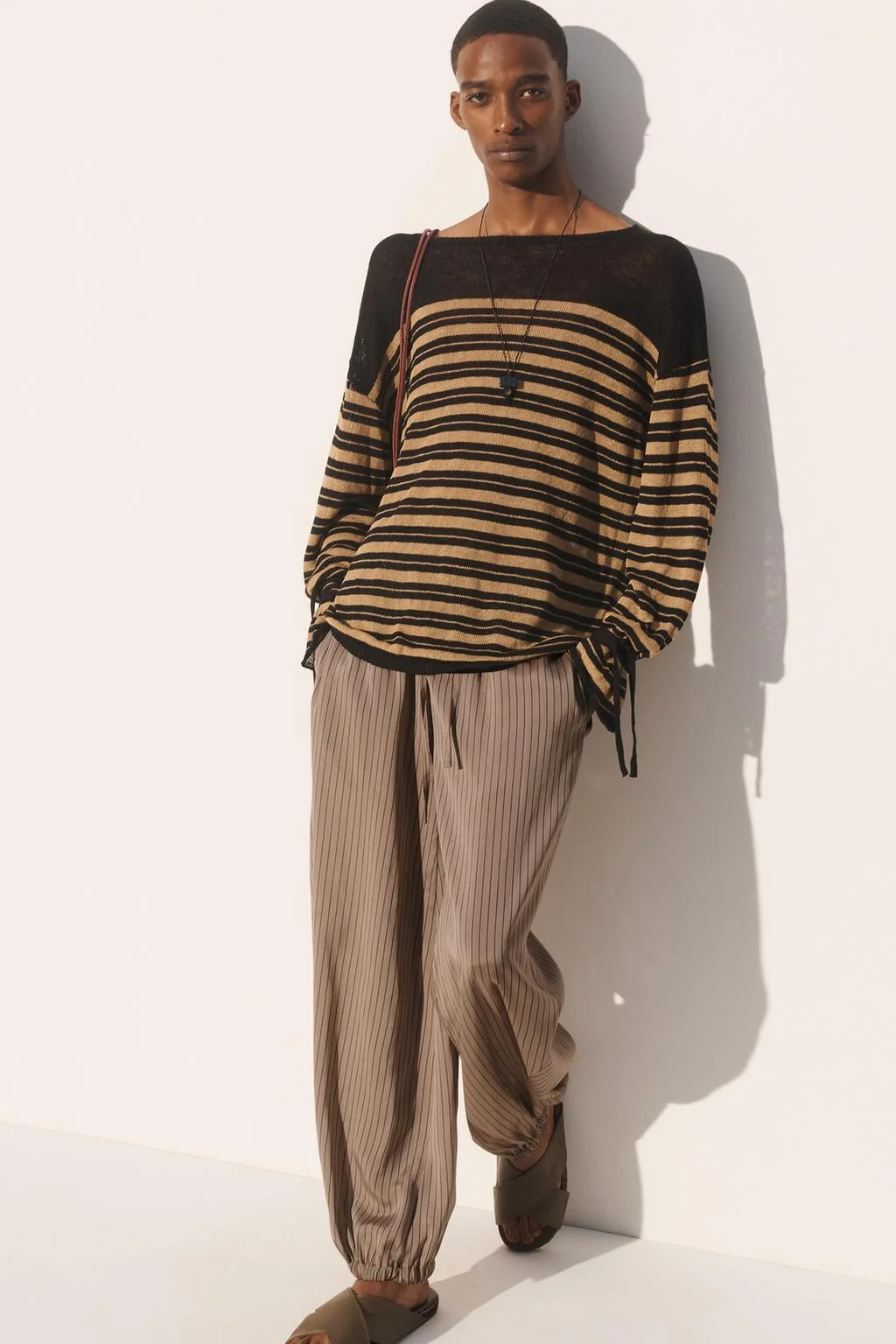 Свитер из льняной смеси в полоску — С принтом