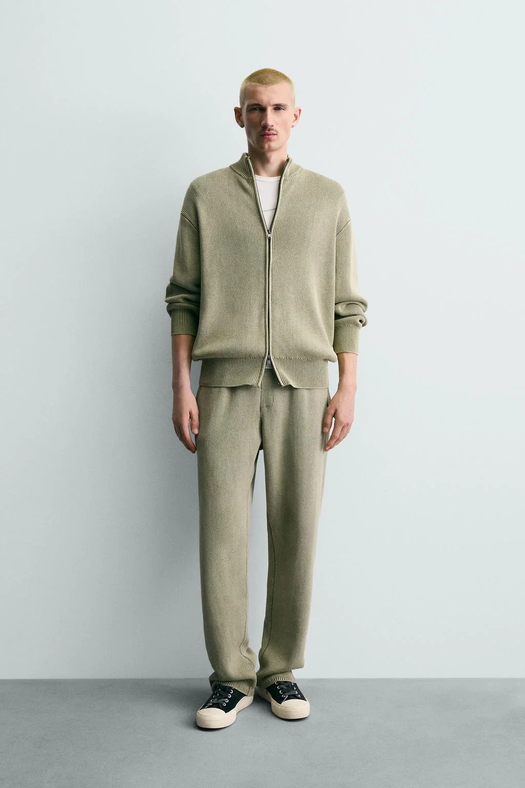 Трикотажный кардиган с текстурой и эффектом стирки