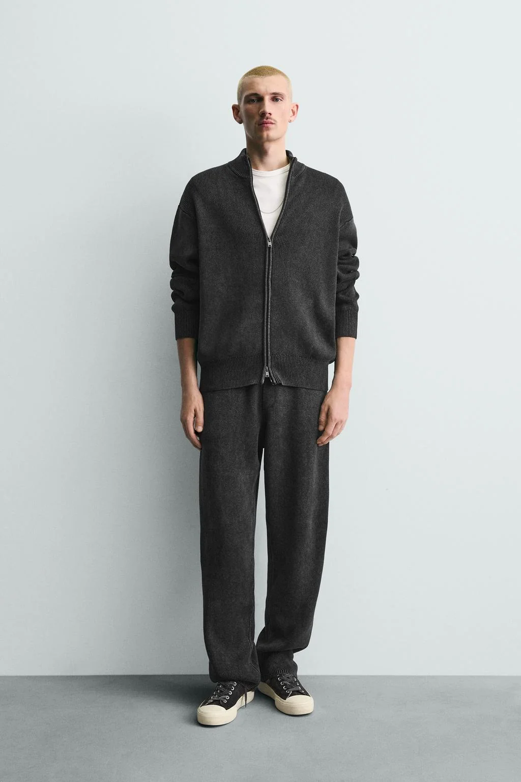 Трикотажный кардиган с текстурой и эффектом стирки