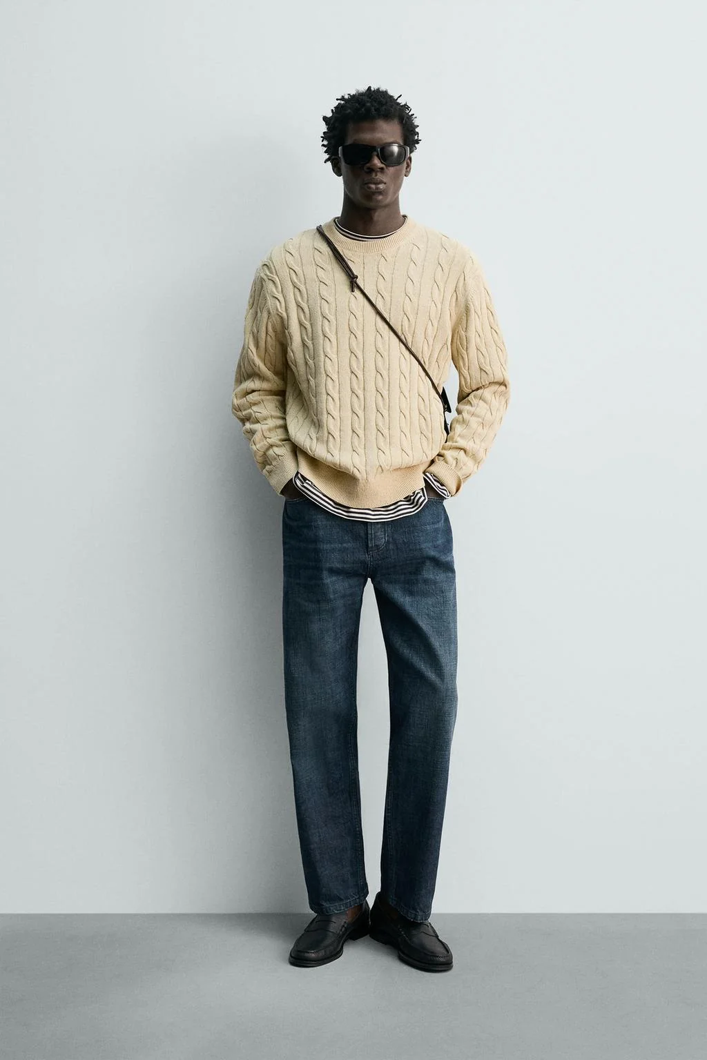 Свитер из хлопковой смеси с косичной вязкой — Свитеры | Кардиганы