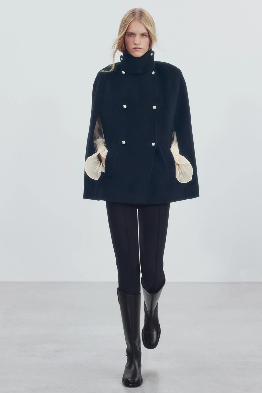 Накидка на пуговицах из смесовой шерсти ZW Collection