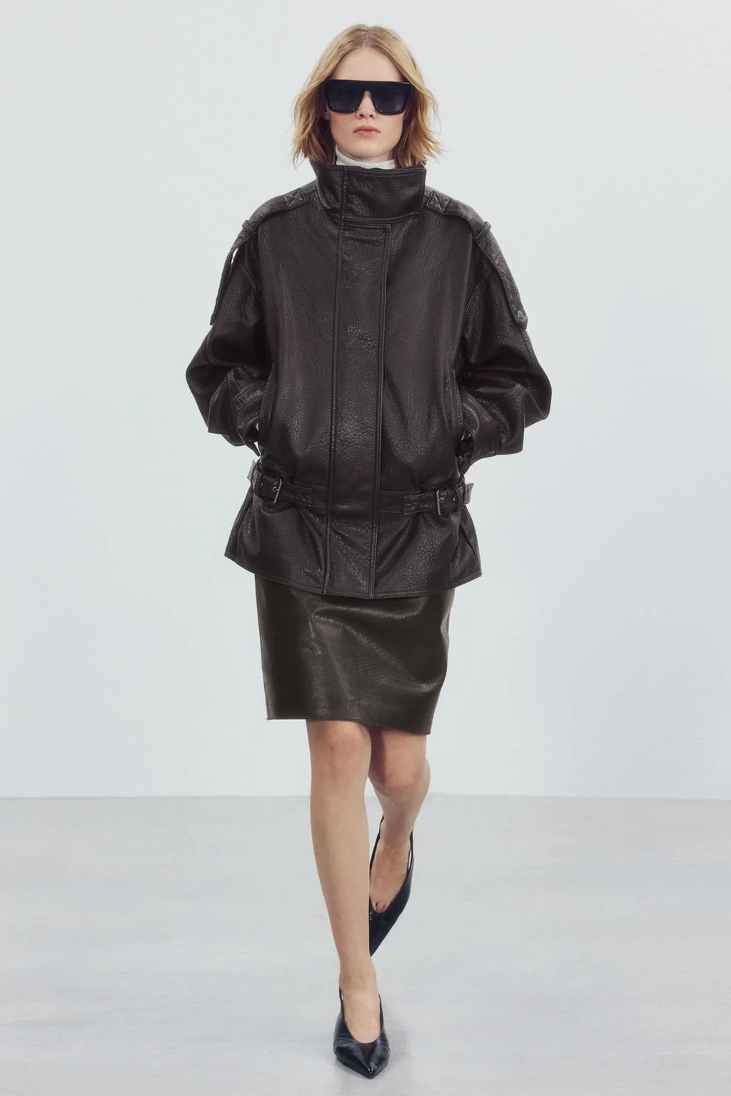 Куртка-косуха из кожзаменителя ZW Collection