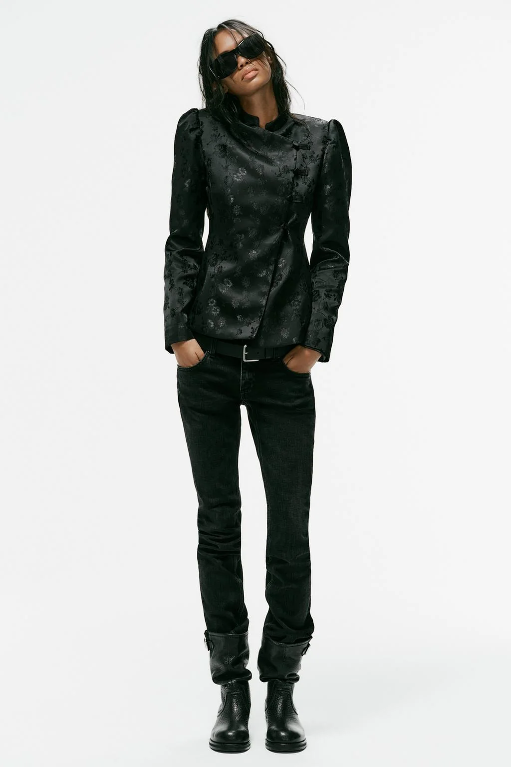 JACQUARD BLAZER WITH FROG FASTENING