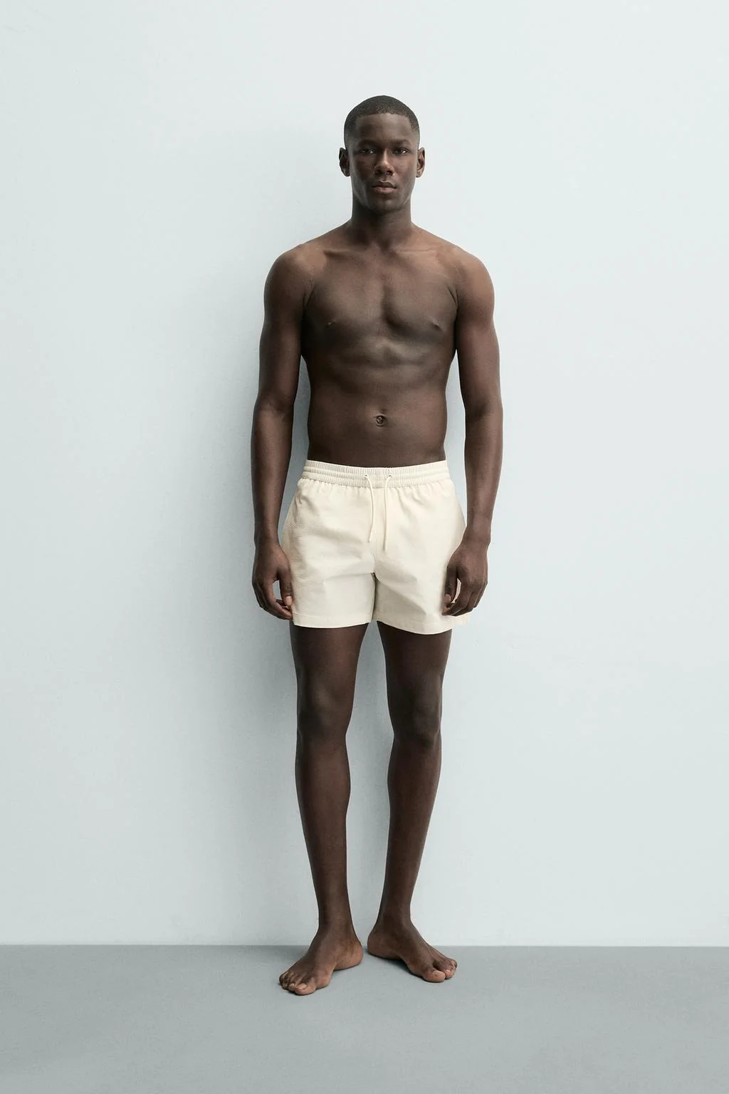 Средней длины плавки из гофрированной ткани — Купальники и пляжная одежда