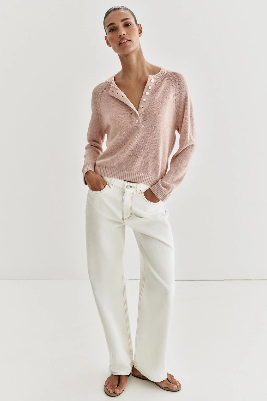 Свитер вязаный на пуговицах