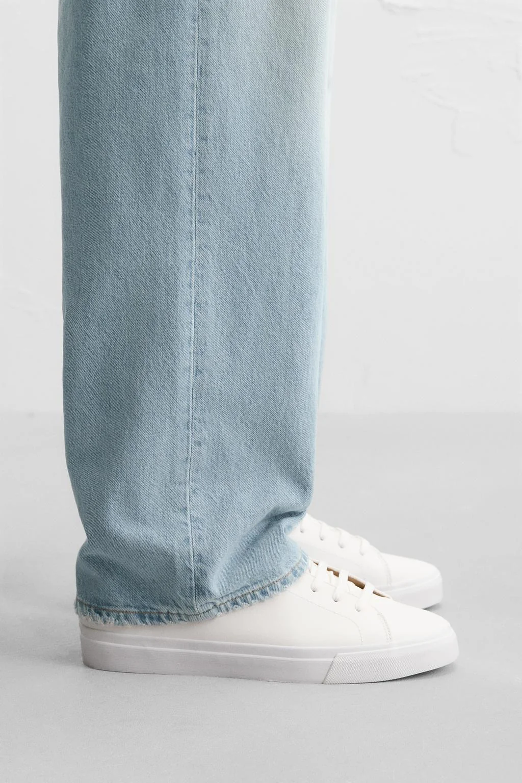 Базовые кроссовки