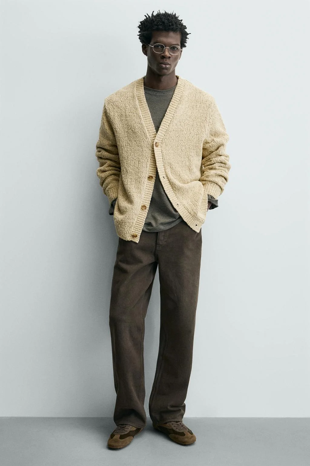 Кожаные кроссовки