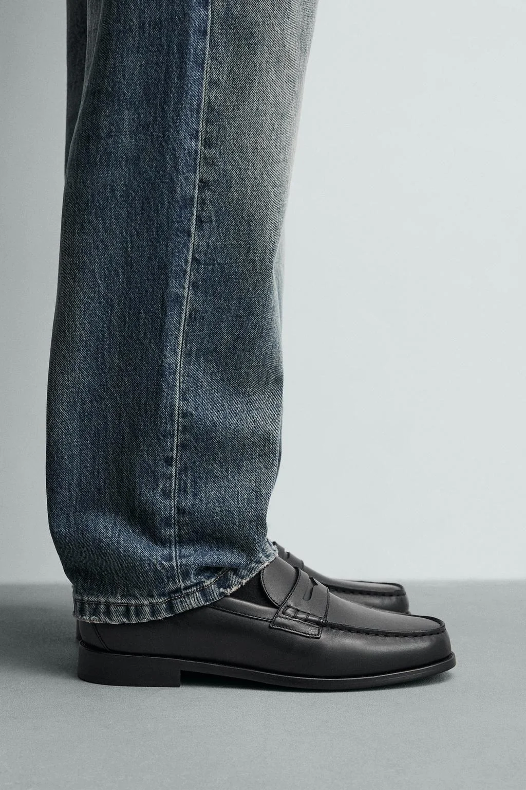 Кожаные лоферы пени — Костюмы