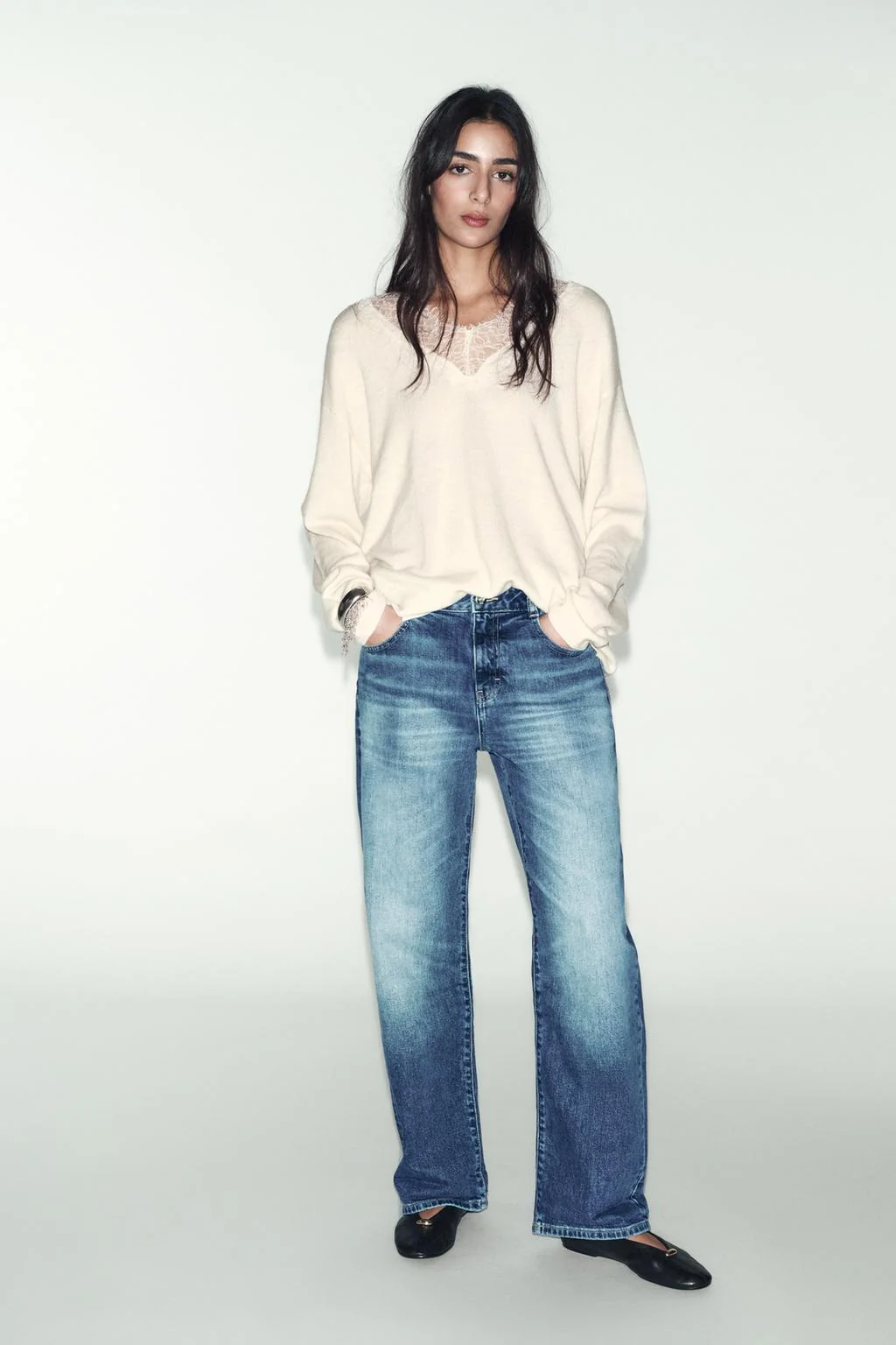 Кружевной трикотажный свитер