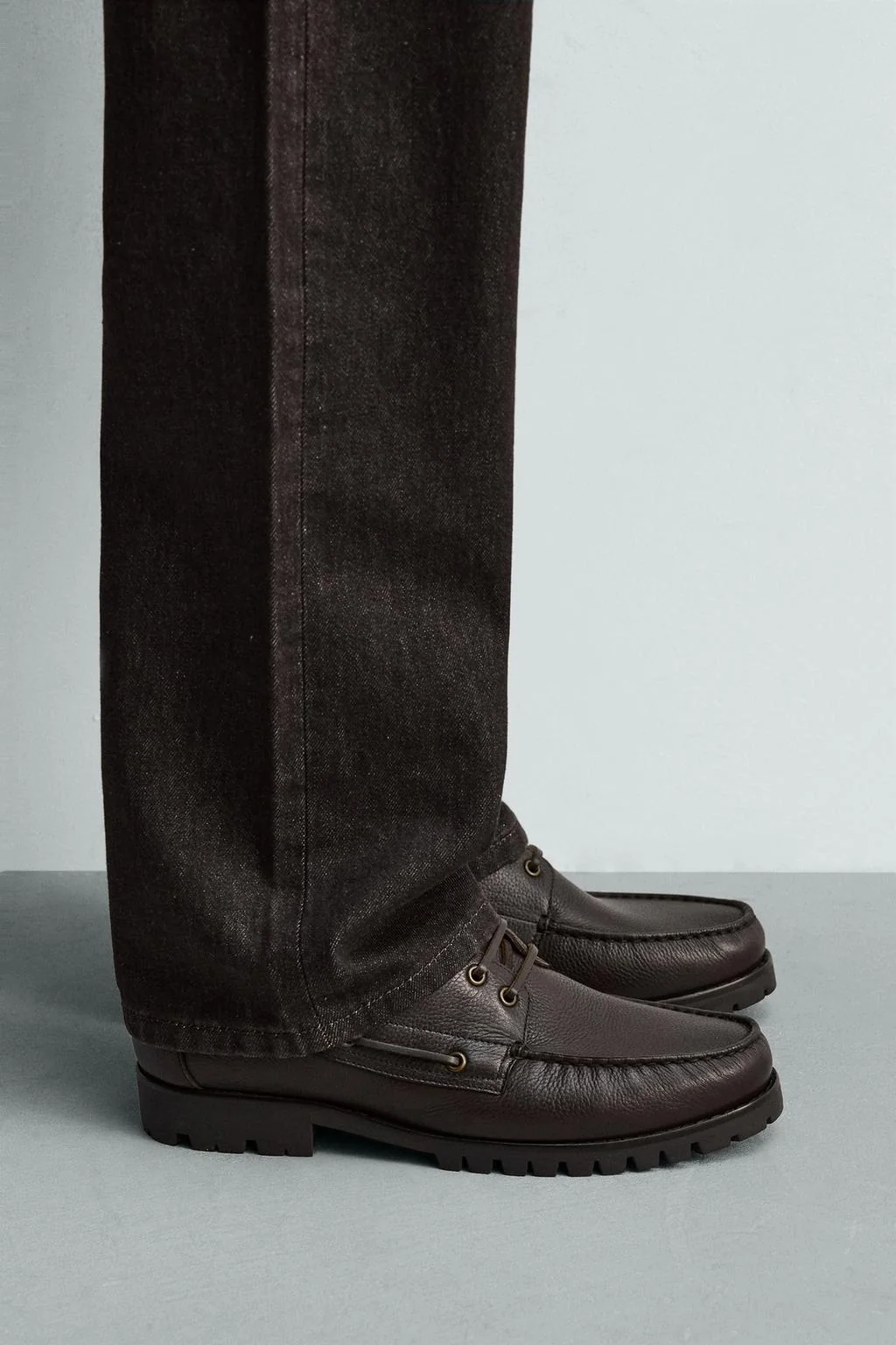 Кожаные палубные туфли