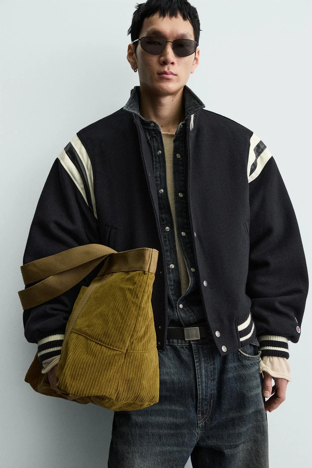 Тотэ-баг из вельвета — Переезд