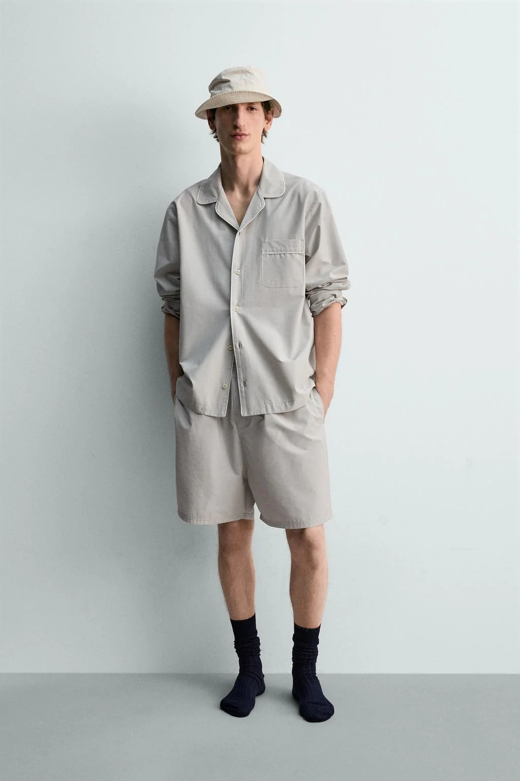 Пижамный комплект с короткими брюками — Носки и пижамы