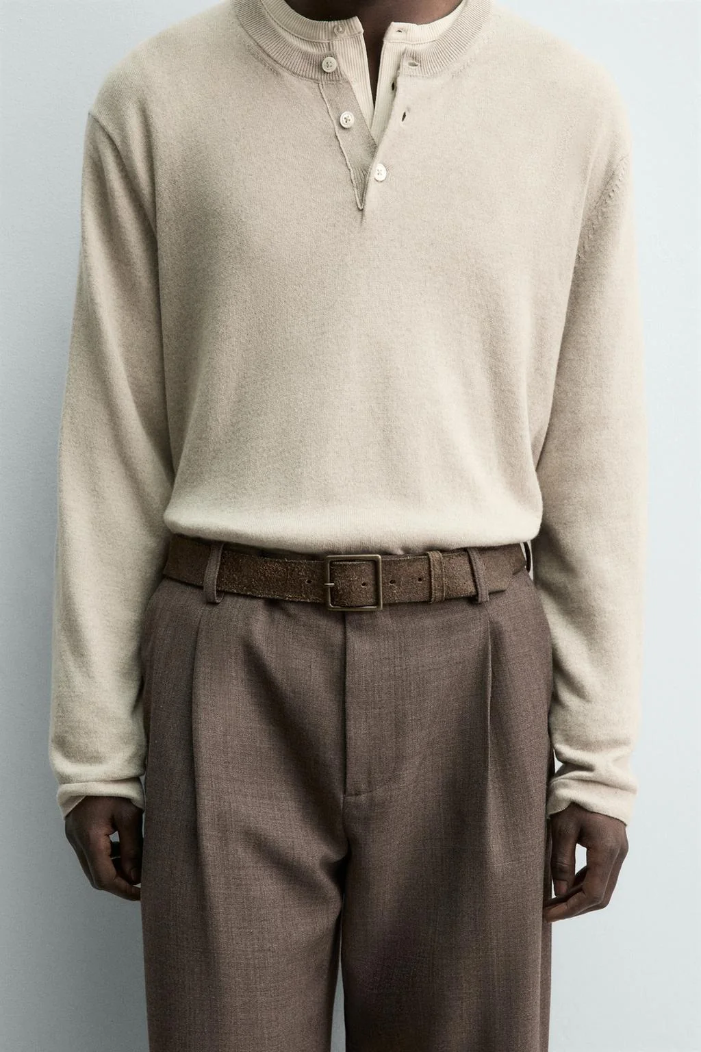 Кожаный пояс в винтажном стиле