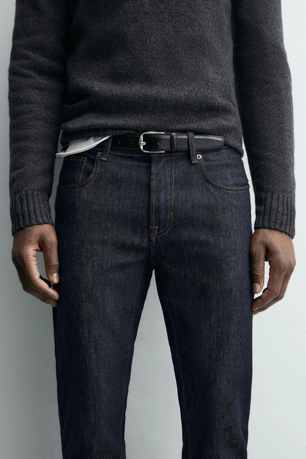 Кожаный пояс с контрастной строчкой — Ремни