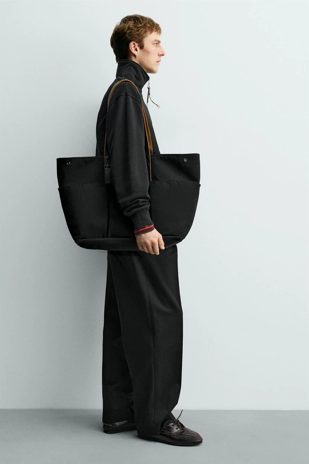 Тотэ-баг с кожаными деталями Аарон Левин X ZARA